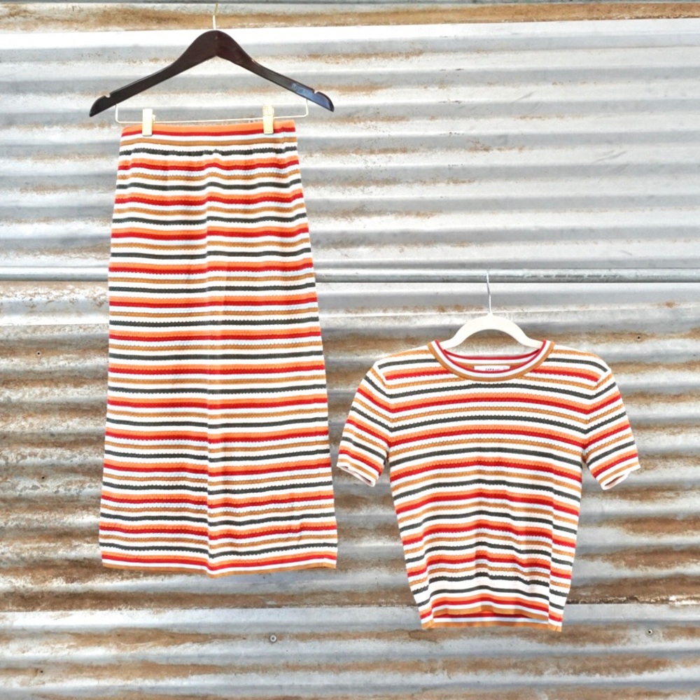 Multicolor 70’s inspired knit 2 piece.